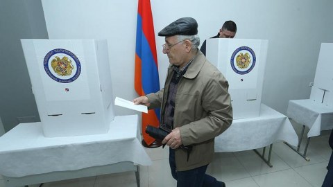 İrəvandakı seçkilərdə pozuntular olub? - Tələbələrin qaibi silinib...