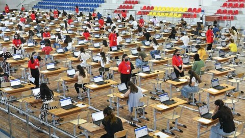 Naxçıvanda 66 müəllim müddətli müqavilə əsasında işlə təmin olundu