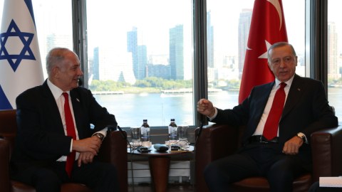 Ərdoğan Netanyahu ilə ilk dəfə görüşdü