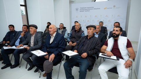 Daşkəsən arıçıları qış mövsümünə hazırlıq təliminə cəlb ediliblər