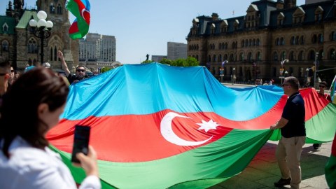 Kanadada fəaliyyət göstərən Azərbaycan Evinə hücum oldu