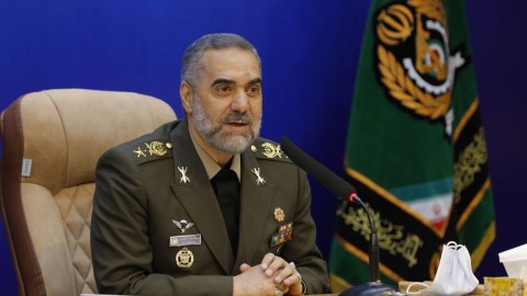 İranın müdafiə naziri yenə Tehranın “qırmızı xətləri”ndən danışdı