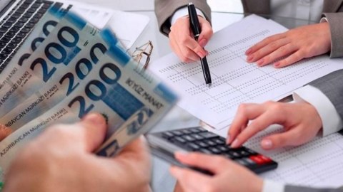 Gələn il 2 milyard manata yaxın borc alacağıq