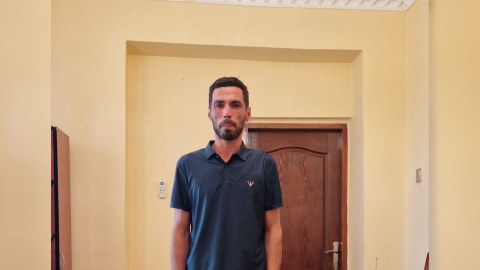 Bakı sakini Saatlıda iki evdən oğurluq etdi