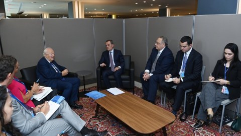 Ceyhun Bayramov Quterreşin müavini ilə danışıqlar apardı 