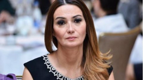 Qənirə Paşayeva reanimasiyadadır - Baş həkim