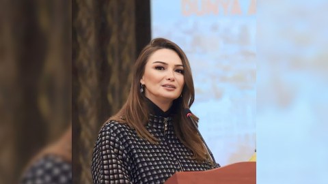 Heydər Əliyev Fondu Qənirə Paşayevanı nəzarətə götürdü