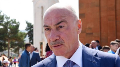 Qukasyan Xankəndidən qaçmağa yol axtarır: Hələ ki burdayam