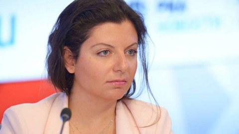 Simonyan ermənilərə od qoydu: “İndiki Ermənistan ermənilərə aid deyi!”