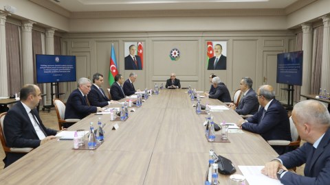 Əli Əsədov Söyüdlü ilə bağlı iclas keçirdi - Tapşırıqlar verdi