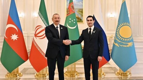 İlham Əliyev türkmənistanlı həmkarını təbrik etdi