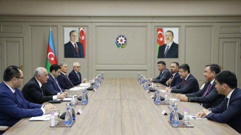 Əli Əsədov Türk ölkələrinin nazirləri ilə görüşdü
