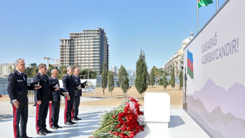 Miqrasiya Xidmətinin rəhbərliyi və əməkdaşları Zəfər parkında - FOTO