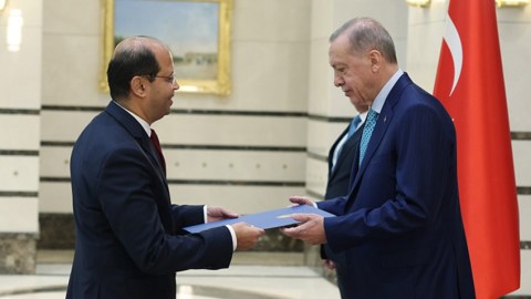 Ərdoğan 10 ildən sonra ilk dəfə bu səfiri qəbul etdi