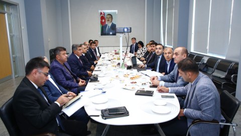 Bakı məktəblərinin qışa hazırlığı müzakirə olundu