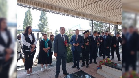 Xan Qərvənddə şəhidlərin məzarları ziyarət olundu