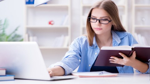 Xaricdə doktoranturaya sənəd qəbulunun müddəti uzadıldı