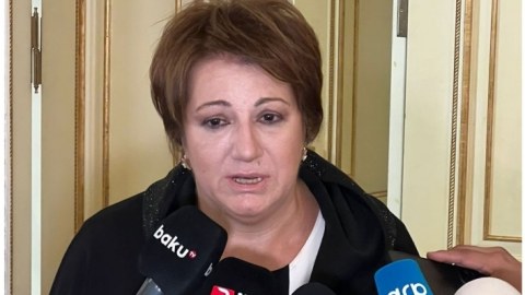 Riad Əhmədovun bacısı qardaşının qəhrəmanlığından DANIŞDI