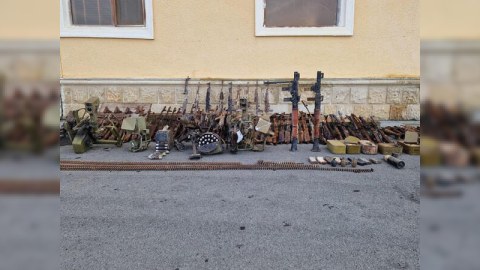 Xankəndidə xeyli sayda silah-sursat AŞKARLANDI