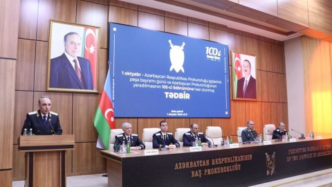 Prokurorluq orqanlarının əməkdaşları mükafatlandırıldı