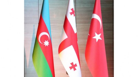 Üçtərəfli əməkdaşlığın perspektivləri müzakirə edildi