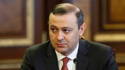 Qriqoryan Tehrana Zəngəzur dəhlizinə görə ÇAĞIRILIB