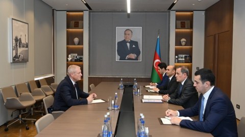 Latviyanın yeni səfiri Bakıya gəldi 