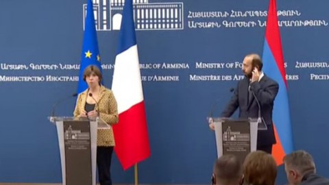 Fransa Ermənistana silah VERƏCƏK