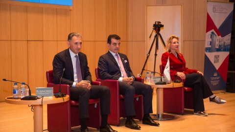 Nazir İSESCO ölkələrindən olan tələbələrin suallarını cavablandırdı