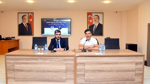 İtaliyanın aerokosmik şirkətinin vitse-prezidenti BMU tələbələri ilə görüşdü - FOTOLAR