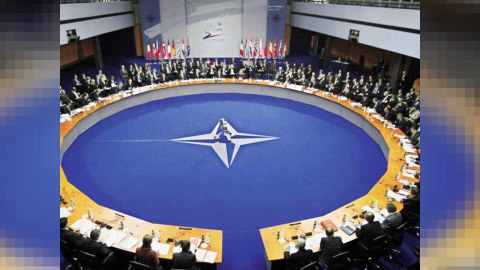 Deputatlar NATO PA-nın iclasına gedir