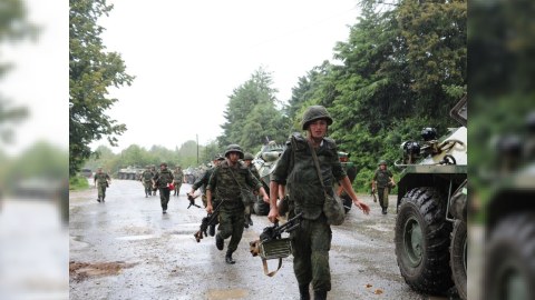 Rusiya separatçı bölgədə yeni hərbi baza qurur