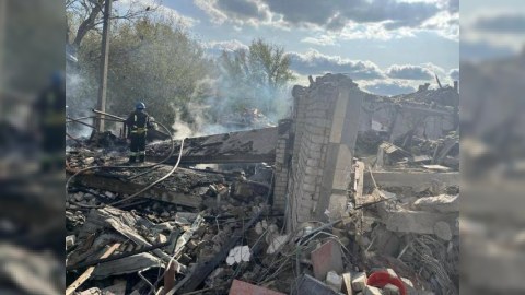 Rusiya Ukraynada ərzaq mağazasını bombaladı - 49 ölü