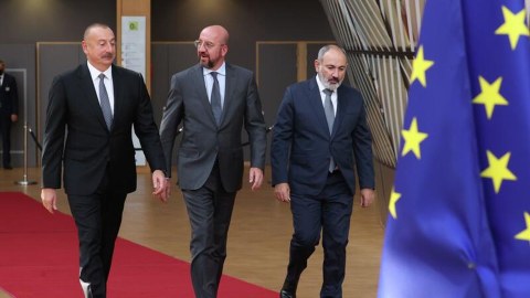 Mişel Paşinyan və Əliyevi Brüsselə dəvət etdi