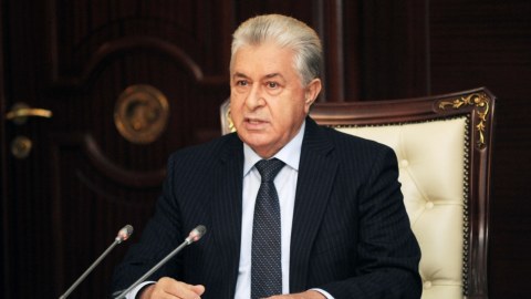 Biz bu nimdaş sifətləri 30 ildən artıqdır görürük - Vitse-spiker