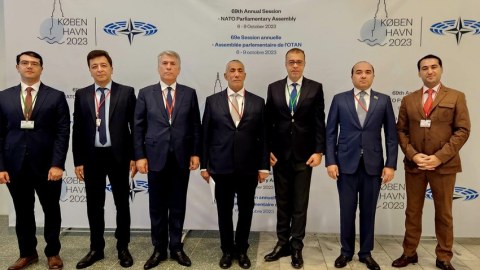 Azərbaycan nümayəndələri NATO iclasında 