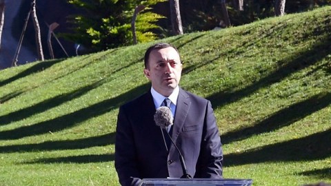 Qafqaz ölkələri regional məsələləri özləri həll etməlidir