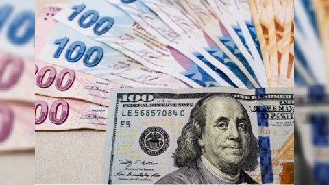 Lirə dollar qarşısında tarixi minimumunu yenilədi
