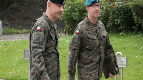 Polşanın Baş Qərargah rəisi istefa verdi