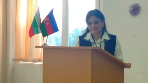 Bağça müdiri beynəlxalq konfransda çıxış etdi