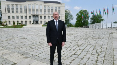 Üç ildə 100 min köçkün doğma yurduna qayıdacaq - Prezident