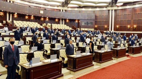 Deputat Polşada seçkiləri müşahidə edəcək 