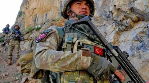 Türkiyə hərbçilərinin Livanda qalma müddəti uzadıldı 