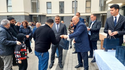 Füzuli şəhərinə köçənlərə evlərinin açarları təqdim olundu