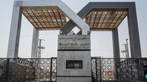 Misir "Rəfah" sərhəd qapısını açdı