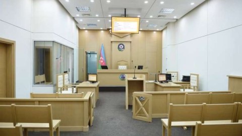 Xəstələrə əzab verən məsləhətçiyə hökm oxundu