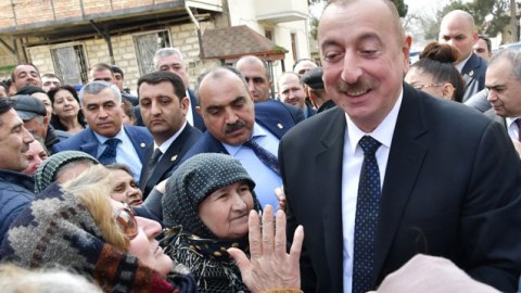 İlham Əliyev xalqa verdiyi bütün vədləri yerinə yetirib - Əli Əsədov