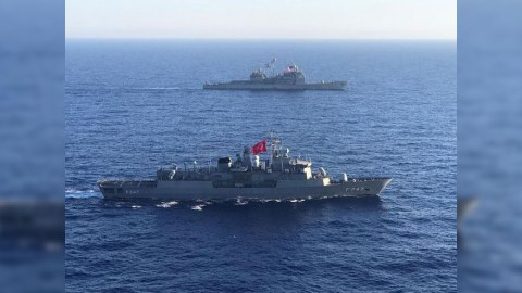 Türkiyə Şərqi Aralıq dənizində hərbi təlim keçirəcək