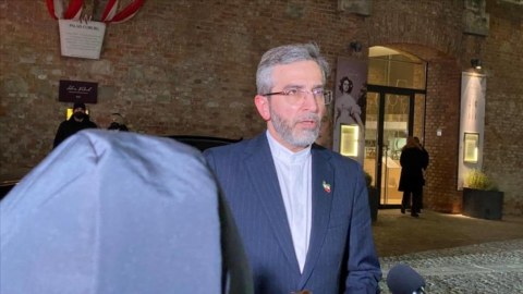 İrana qoyulan qadağa başa çatır