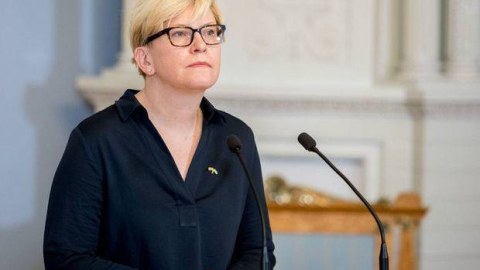 Litvanın baş naziri Ermənistana gəlir 